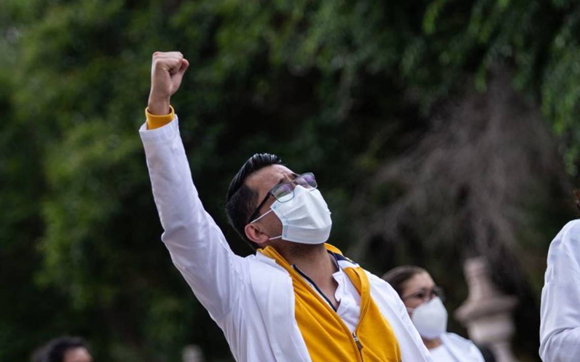 Médicos Protestan Contra La Contratación De 500 Médicos Cubanos El Sol De México Noticias 9971